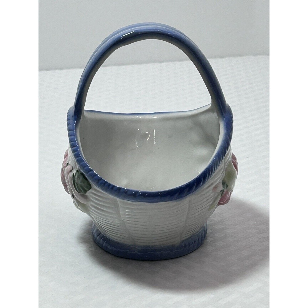 Vintage Small Blue & White Multicolor Fruit Ceramic Basket‎ Candy Dish - Picture 4 of 12